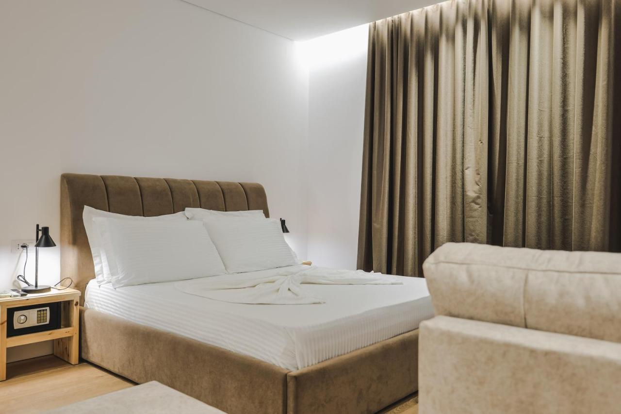 Luxury Villa Alisja Sarande With Private Beach Exterior photo